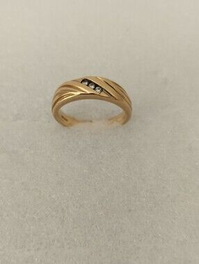 Solid 14k SR Yellow Gold Natural Diamond Ring Size 9.5